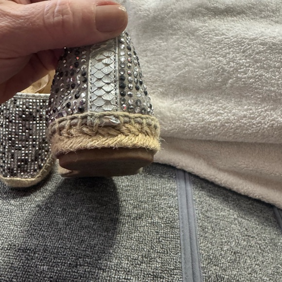Vince Camuto Glittering Silver Flats - Picture 5 of 5